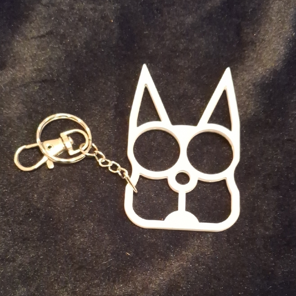 White Cat Keychain - Picture 2 of 2